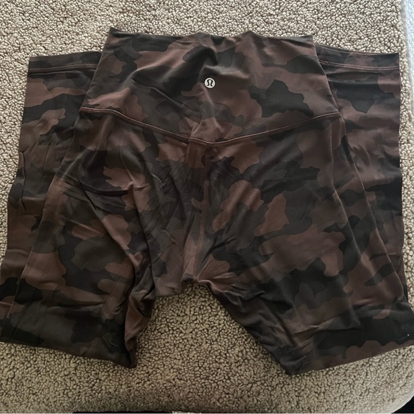 Lululemon Align Leggings. - Picture 2 of 4